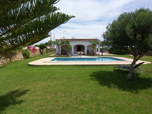 Luxury villas in Menorca with pools - Blog - Vintage Travel Blog