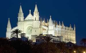 Gothic Cathedral Palma - Things to do in Palma