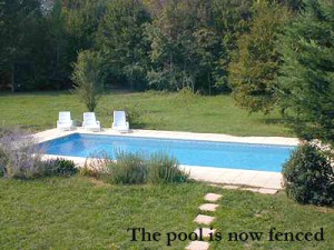 La Périgourdine pool