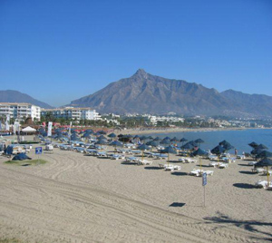 Puerto_Banus_beach-Puerto_Banus