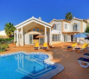 luxury villas in Albufeira