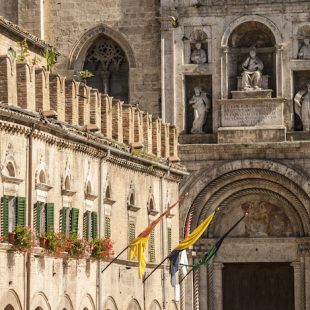 Ascoli Piceno main square in le manche