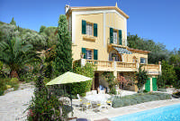 Villa des Artistes Villa, Cote d'Azur - Sleeps 6 - Vintage Travel