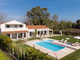 Villas with Children's Pools